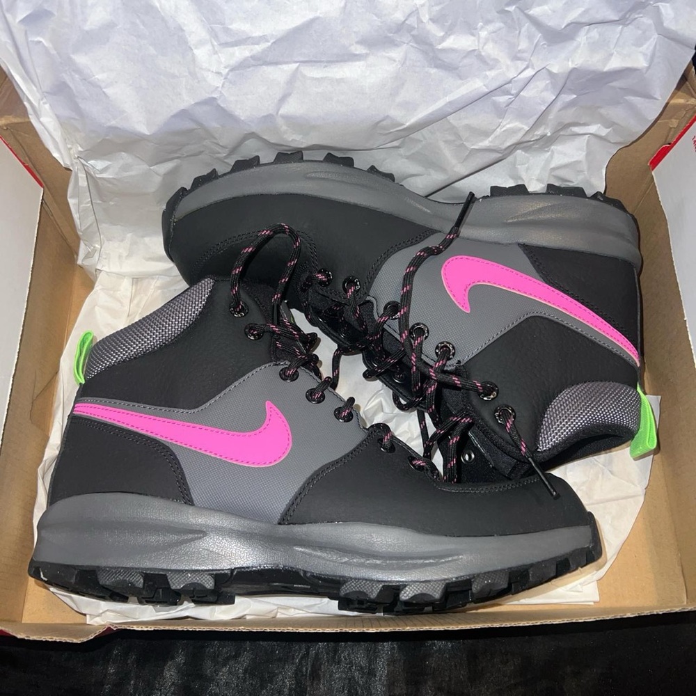 Nike Boots
